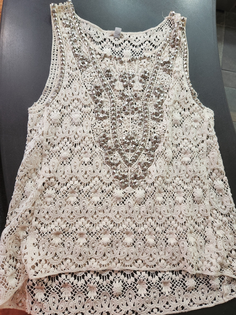 ECOTE Lace Crochet Embellished Tank Top - Cream Size XS